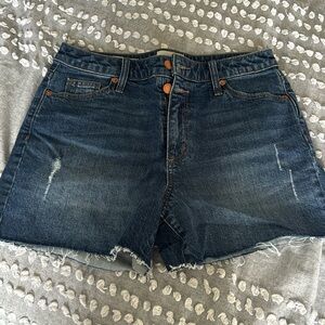 Jean shorts size 6. Great quality, never worn